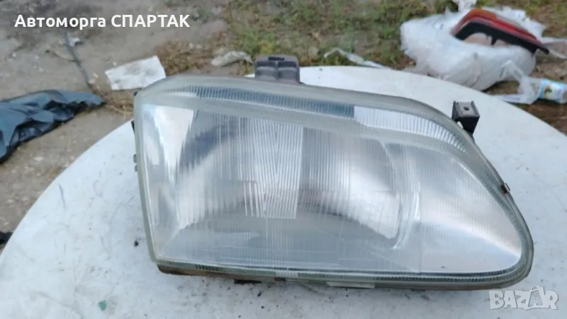 Десен фар Renault Megane Scenic (1996-1998г.) ✔️Valeo / Меган Сценик / 7701040683, снимка 1