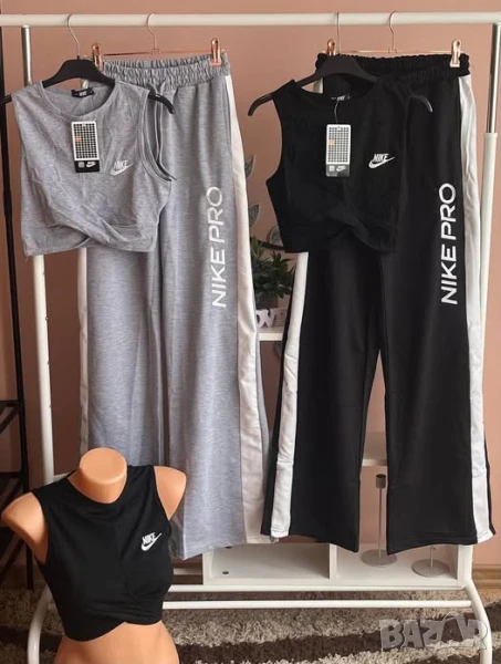 Дамски екип найк, снимка 1