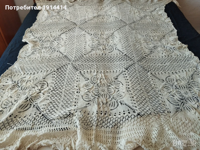 Големи покривки ръчно плетени за маса или легло, снимка 1