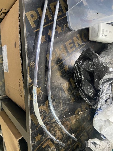 Хром предна броня w204 facelift лайсничка предна лява , снимка 1