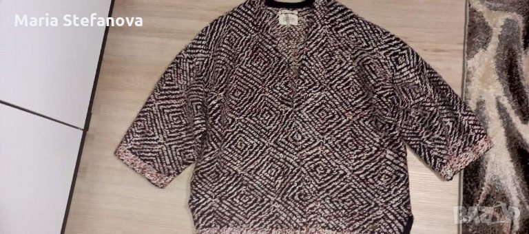 Жилетка е бордо, бяло и тъмно синьо , снимка 1