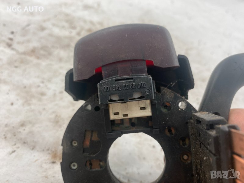 Бутон аварийни светлини за VW Polo 6N1, снимка 1