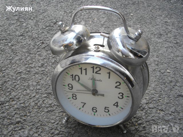 КОЛЕКЦИОНЕРСКИ ГОЛЯМ БУДИЛНИК