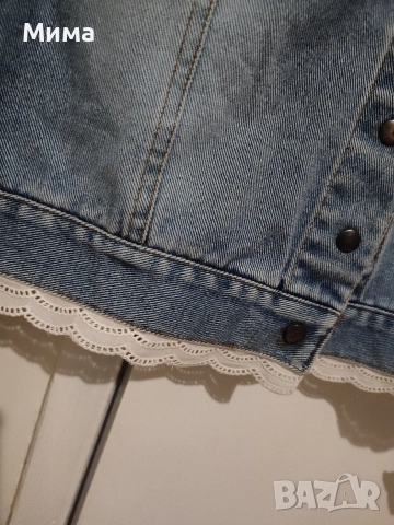 Дамско дънково яке с ръчно зашити перли и дантела , снимка 3 - Якета - 53489044