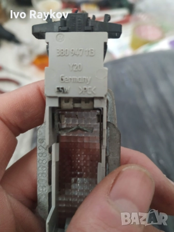 Вътрешна светлина за сенник , VW ,Bora, Golf 4 , 3B0947113, снимка 6 - Части - 52956108