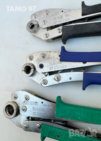 Geberit Mepla - Комплект ръчни преси за пресоване на фитинги / тръби 16-20-26mm, снимка 4 - Други инструменти - 53309200