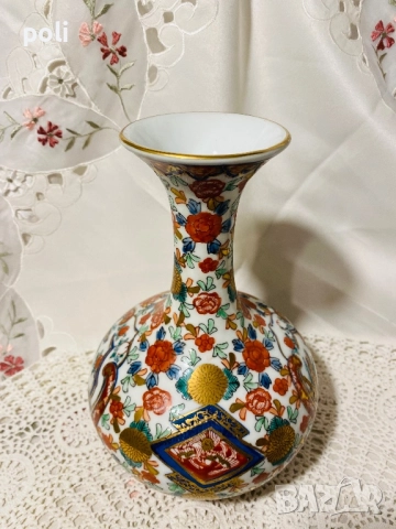 порцеланова ваза имари , снимка 3 - Вази - 52332144