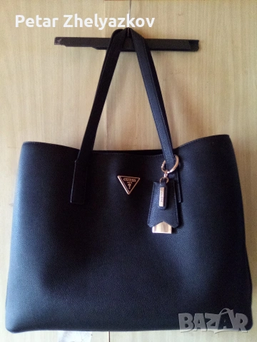 нова елегантна дамска чанта GUESS., снимка 4 - Чанти - 53259548
