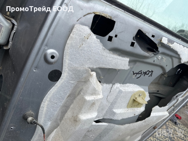 Задна дясна сива врата Пежо 307 комби, снимка 4 - Части - 44777330