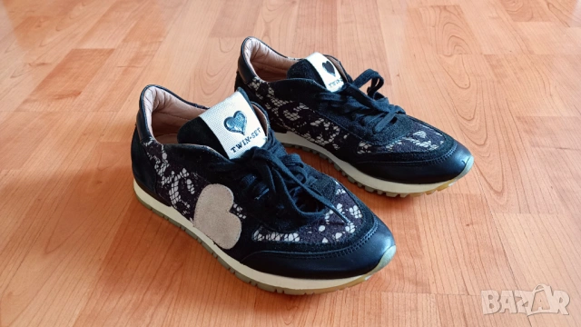 Twinset спортни обувки от естествен велур и дантела, снимка 2 - Дамски ежедневни обувки - 53475554