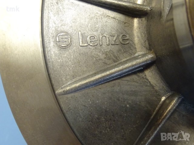 Вариаторна шайба Lenze 11-213.20-920 variable speed pulley 28H7 Ф205/Ф28, снимка 7 - Резервни части за машини - 42364647