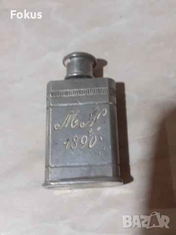 Старо малко калаено шишенце - шише, снимка 2 - Антикварни и старинни предмети - 53357251