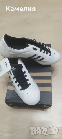 дамски маратонки Adidas , снимка 2 - Маратонки - 55730022