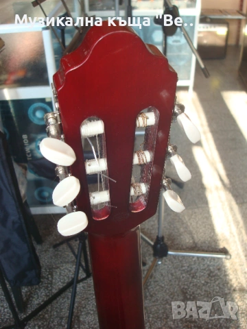 Класическа китара Valencia, Размер 4/4, снимка 8 - Китари - 53130694