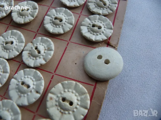 Български порцеланови копчета от края на ХIХ в., снимка 4 - Антикварни и старинни предмети - 48570372