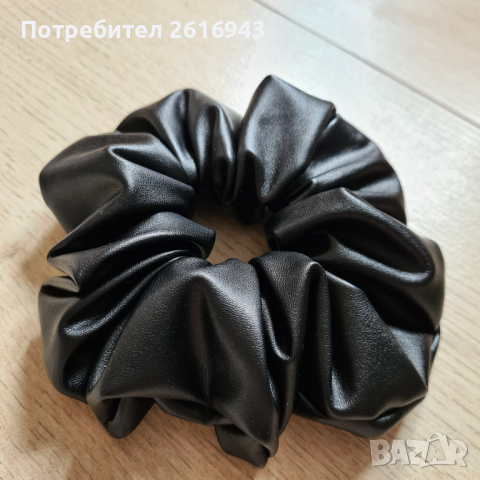 Кожени скрънчита, снимка 7 - Аксесоари за коса - 36260320