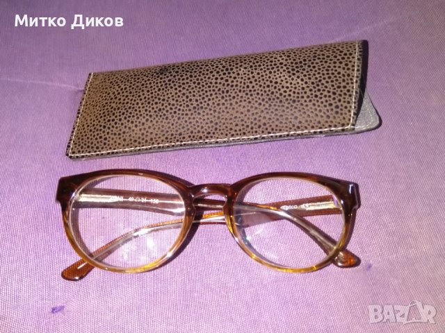 Очила с диоптер +2,5 маркови на Кони с кожено калъвче унисекс, снимка 2 - Слънчеви и диоптрични очила - 40487523