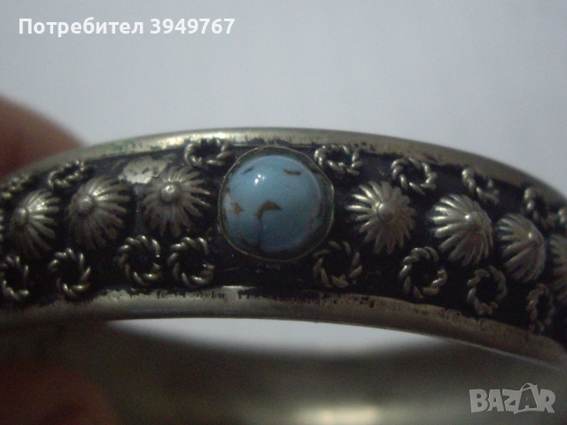 Стара ,интересна гривна., снимка 2 - Гривни - 53526389