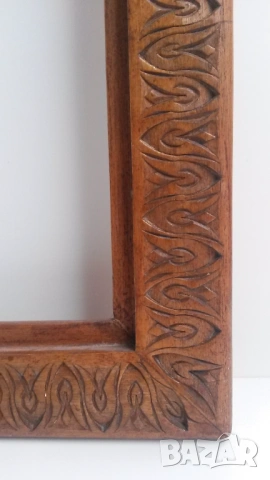 Дървена рамка за картини 47 на 36 cm; (вътрешно 36 на 25 cm)