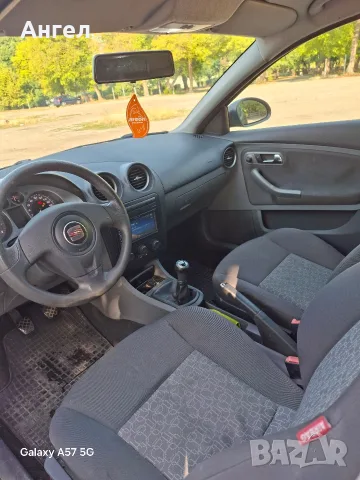 Seat Ibiza 1.2 facelift, снимка 5 - Автомобили и джипове - 55908009