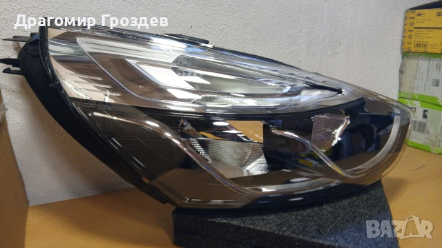 НОВ! Оригинален десен фар за Renault Clio IV Facelift / Рено Клио 4 (2016-2019), снимка 4 - Части - 53719742