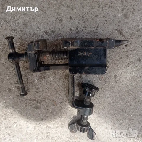 Антиварно часовникарско / бижутерско менгеме с мини наковалня, СССР