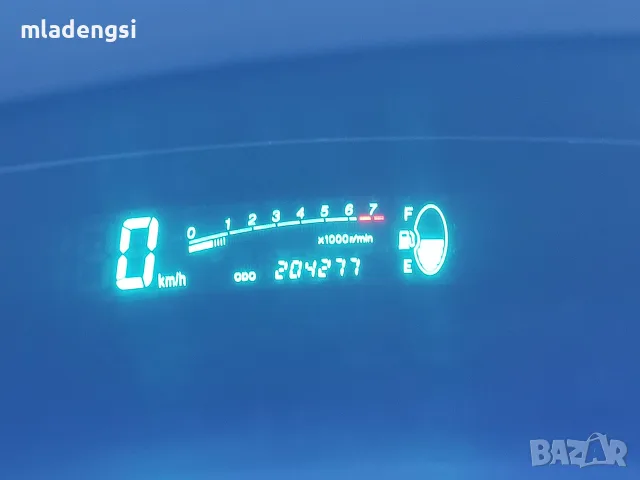 Toyota Yaris 1.3 VVT-i *КЛИМАТИК*, снимка 18 - Автомобили и джипове - 55770872