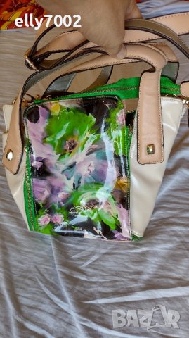 Нова малка чанта Axel, без етикет. 