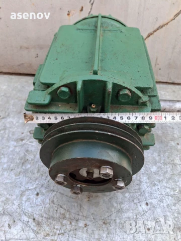 вакуум помпа, снимка 3 - Други машини и части - 50480256