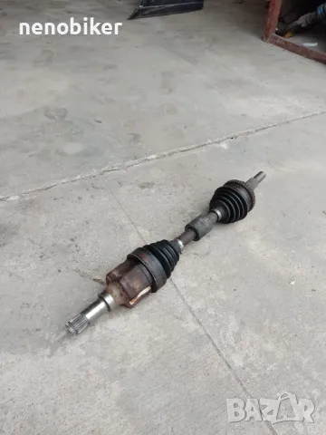 Лява полуоска PT Cruiser, снимка 2 - Части - 48353076