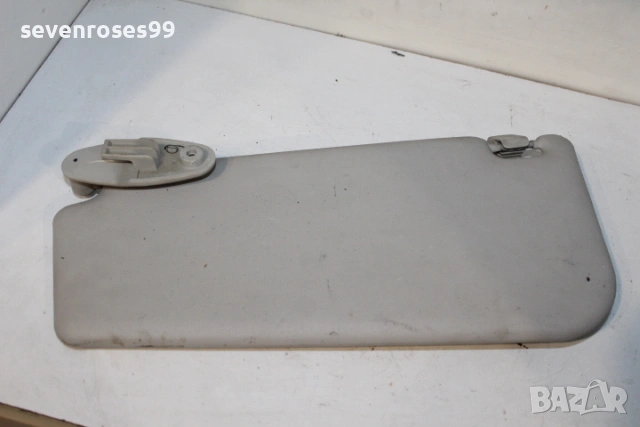 Сенник десен Фиат Пунто 2 2001 1.2i 60 Fiat Punto 2  2/3врати, снимка 2 - Части - 53503755