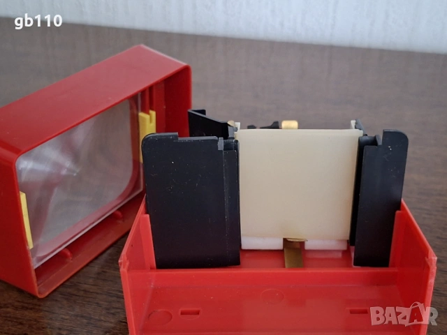 Колекционерски диаскоп ЗОРА-1, българска соц индустрия, Завод Оптикоелектрон, снимка 6 - Други ценни предмети - 53414360