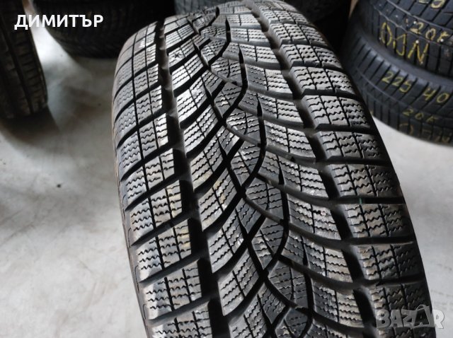 Само 1бр.зимна GOOD YEAR 235/55/17 DOT3721-ЦЕНАТА Е ЗА БРОЙ