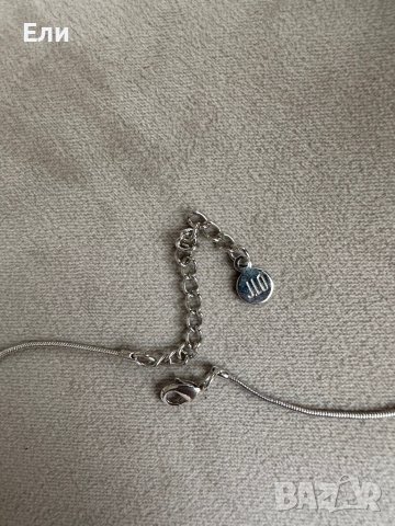 J Lo колие с кутия🌹, снимка 5 - Колиета, медальони, синджири - 44240408