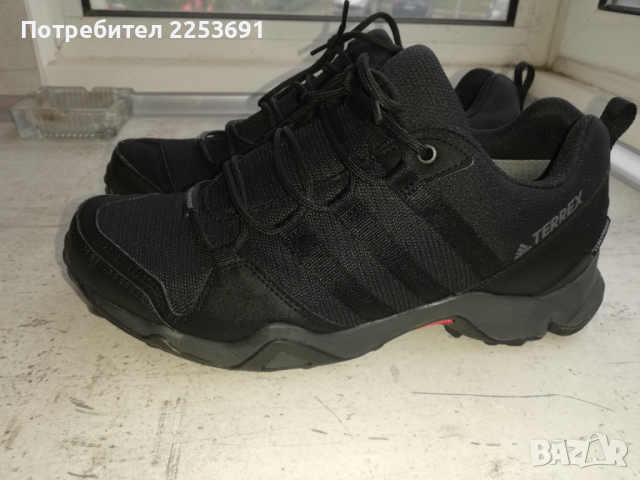 Adidas Terex 42номер, снимка 1 - Маратонки - 44572613