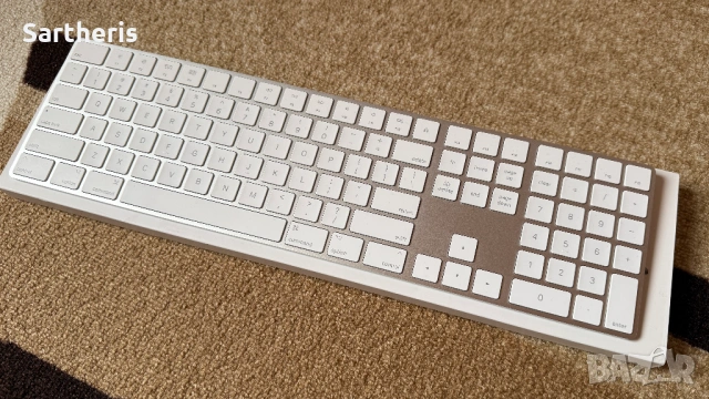Apple Magic Keyboard Numeric Keypad - US Layout - Lightning - 2022, снимка 2 - Клавиатури и мишки - 53453387