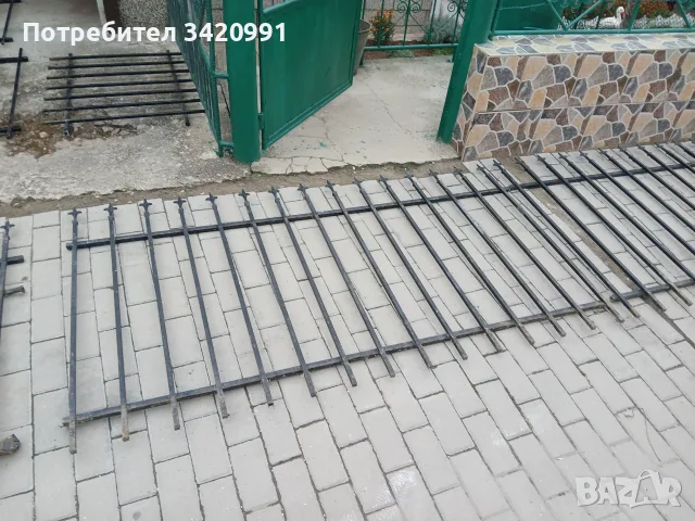 Ограда със декоративни върхове, снимка 3 - Огради и мрежи - 56248504