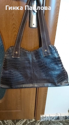 Дамска чанта-естествена кожа, снимка 2 - Чанти - 36167645