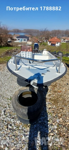 Лодка 40к 4т, снимка 2 - Воден транспорт - 53520981