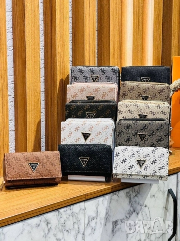 портмонета coach ysl saint laurent louis vuitton guess , снимка 12 - Портфейли, портмонета - 51940638