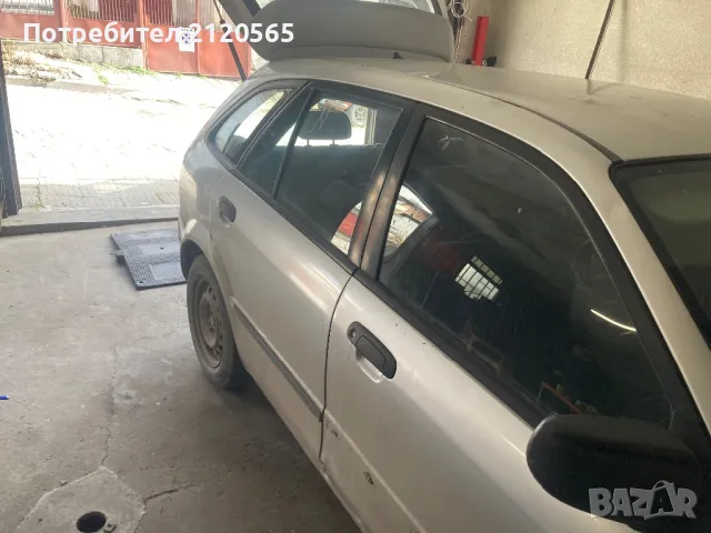 Мазда 323 на части, снимка 2 - Части - 49496227