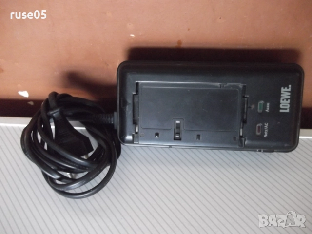 Зарядно "LOEVE. P 956" работещо, снимка 2 - Батерии, зарядни - 51787902