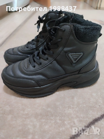 Дамски маратонки, снимка 3 - Дамски ежедневни обувки - 53026787