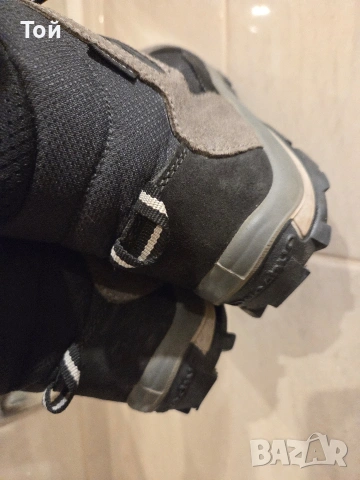 Туристически обувки Quechua/Gore-tex, снимка 4 - Други - 53390323
