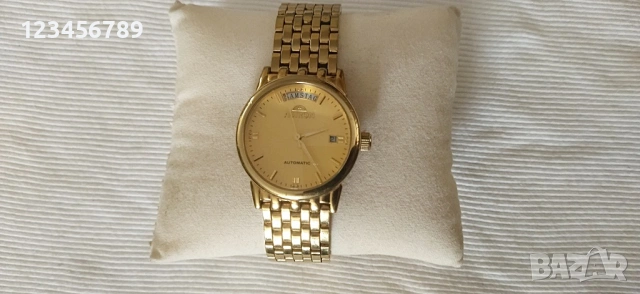 Автоматичен швейцарски часовник, запазен, всичко работи