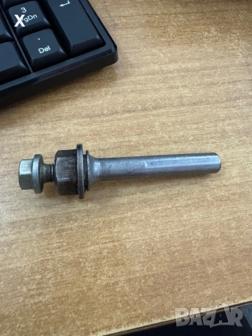 Водещ щифт и болт за спирачен апарат супорт ВОЛГА ГАЗ ГАЗЕЛА 3110 3302 НОВ ОРИГИНАЛЕН, снимка 2 - Части - 53811611