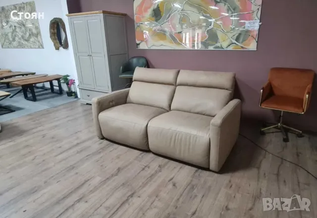Италиански кожен диван тройка с електрически релаксиращ механизъм, снимка 4 - Дивани и мека мебел - 50059092