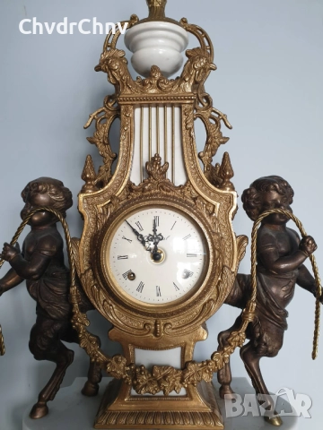 Италия 1960-те Hermle/63см-14кг Арт Деко италиански каминен часовник/бронзови фигури-бял мрамор, снимка 2 - Антикварни и старинни предмети - 52533387