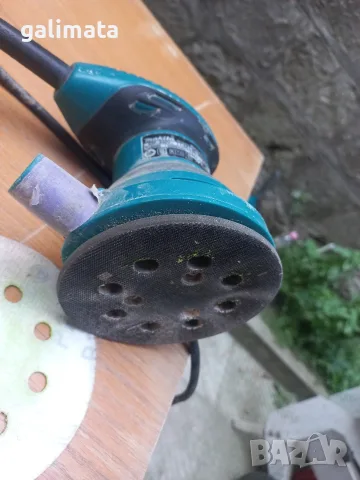 Ексцентършлайф Makita BO5031, 300W, 125 мм, снимка 3 - Шлайфмашини - 56085275