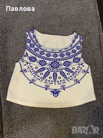 Топ, снимка 2 - Корсети, бюстиета, топове - 44533794